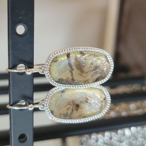 Faceted stone Silver pierced earrings .  From a non smoking home 🏡